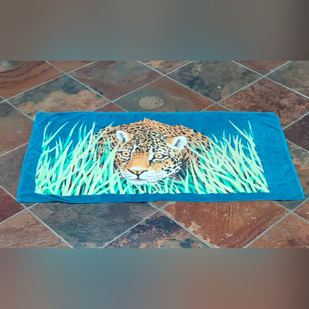 Vintage Hilasal Cheetah on The Prowl Graphic Beach Towel